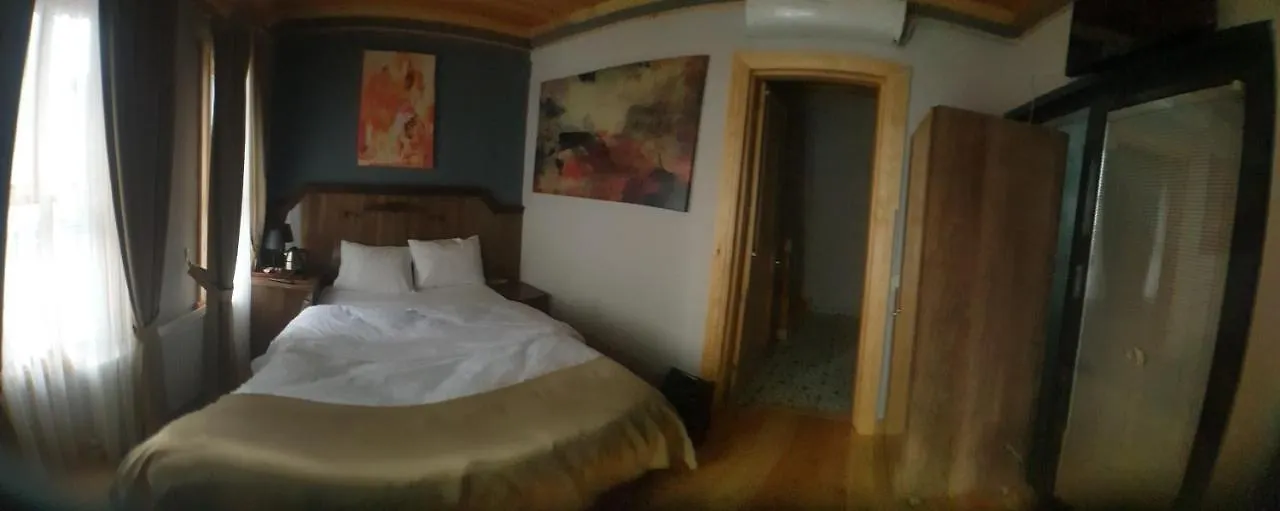 Hotel Staryy Dom Resort Istanbul